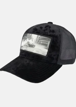 Drifting Car In The Street Vel