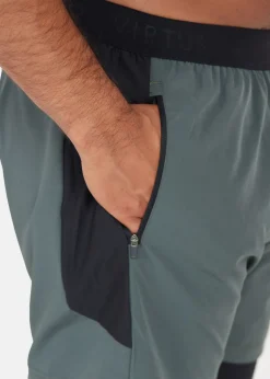 Dylan M 2-in-1 Stretch Shorts