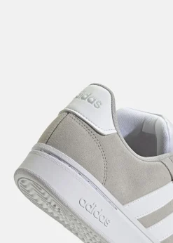 GRAND COURT ALPHA 00s