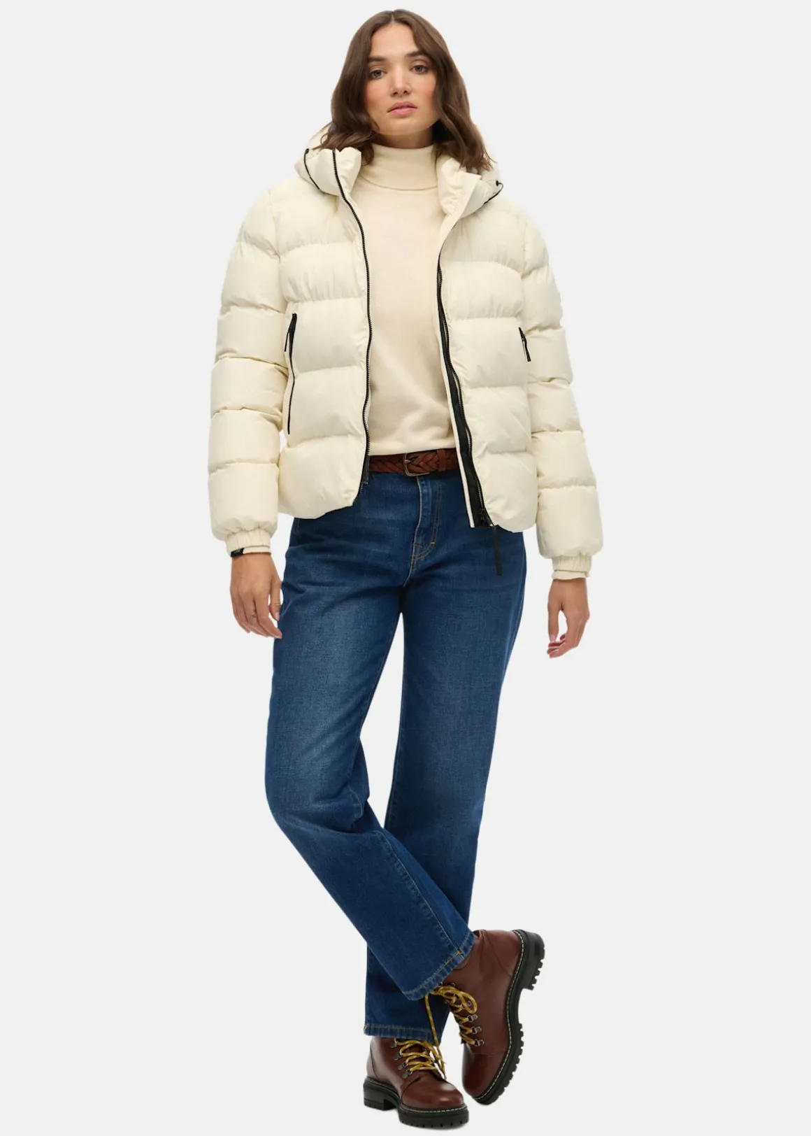 HOODED SPORTS PUFFER JACKET