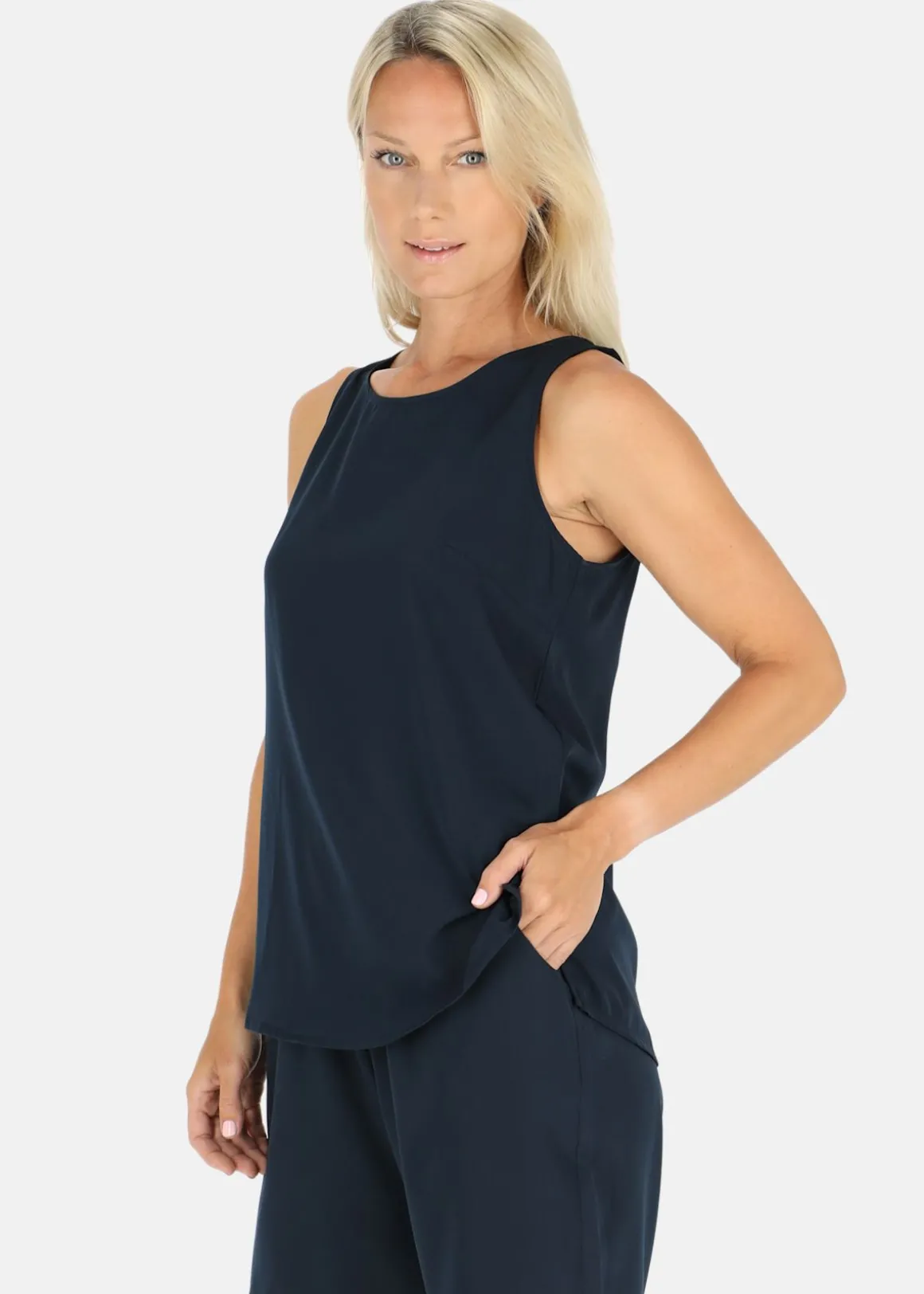 Sankt Claud Singlet W