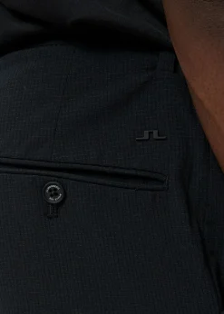 Vent Tight Golf Shorts